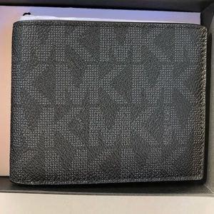 michael kors wallet for guys